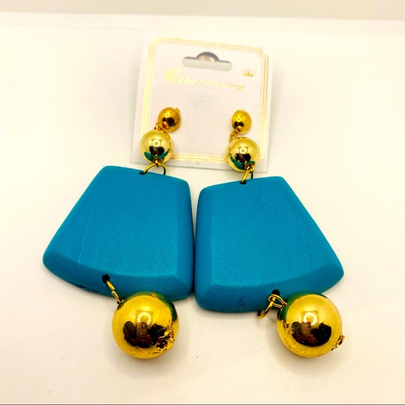 Earrings Square dangles Teal light weight wooden - Picture 8 of 9